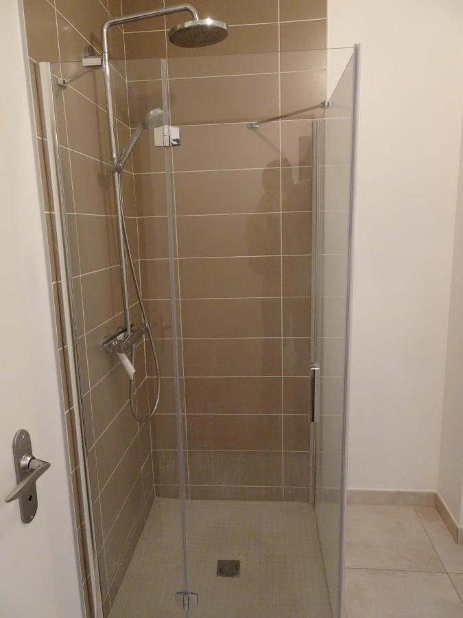 Appartement Calme En Plein Centre Ville Гранвиль Экстерьер фото
